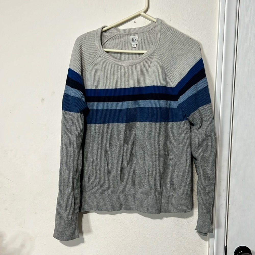Used Cozy Gap Sweater - Gray & Blue Stripes, Soft & Comfy!